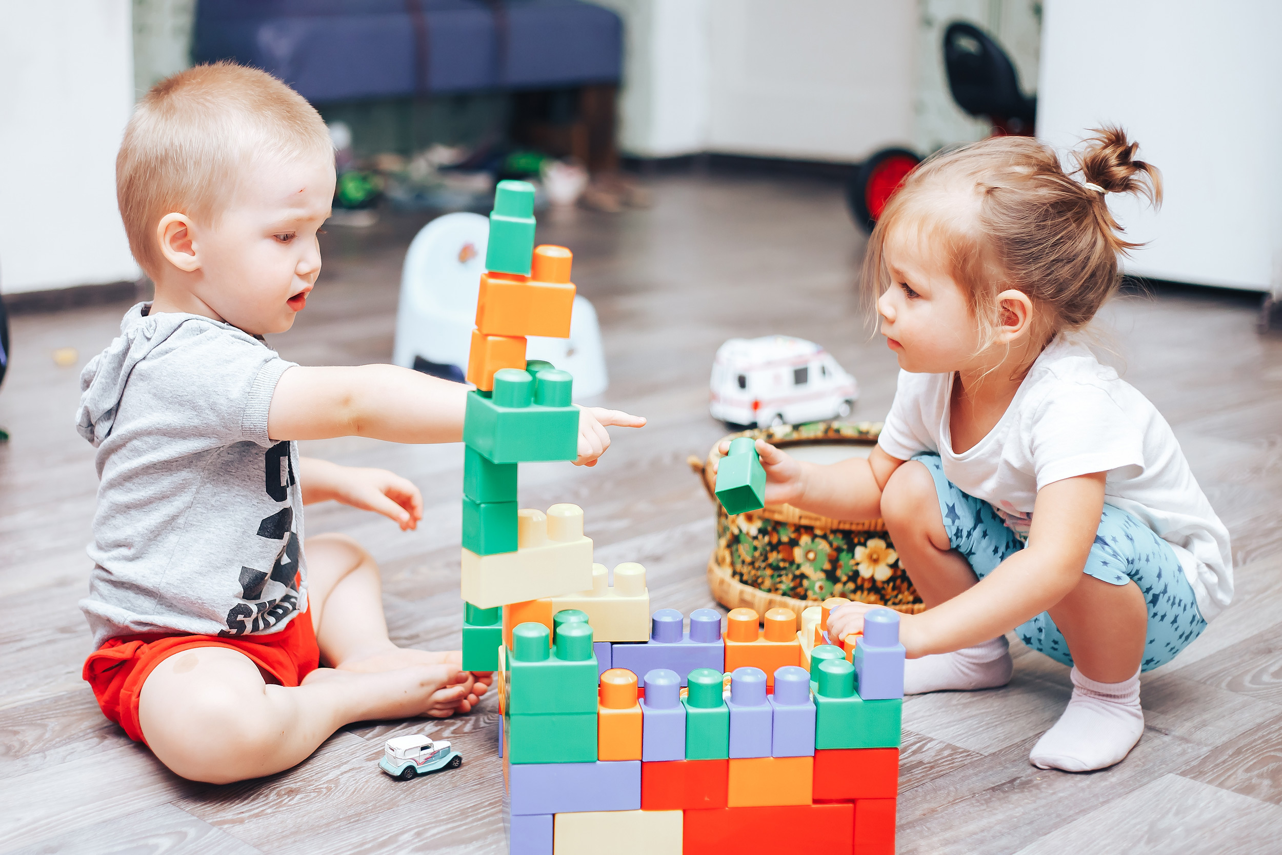 Boy little toys. Child playing with Toys. Children playing Toys. Children playing with Toy cars. Little boy Play Toy.